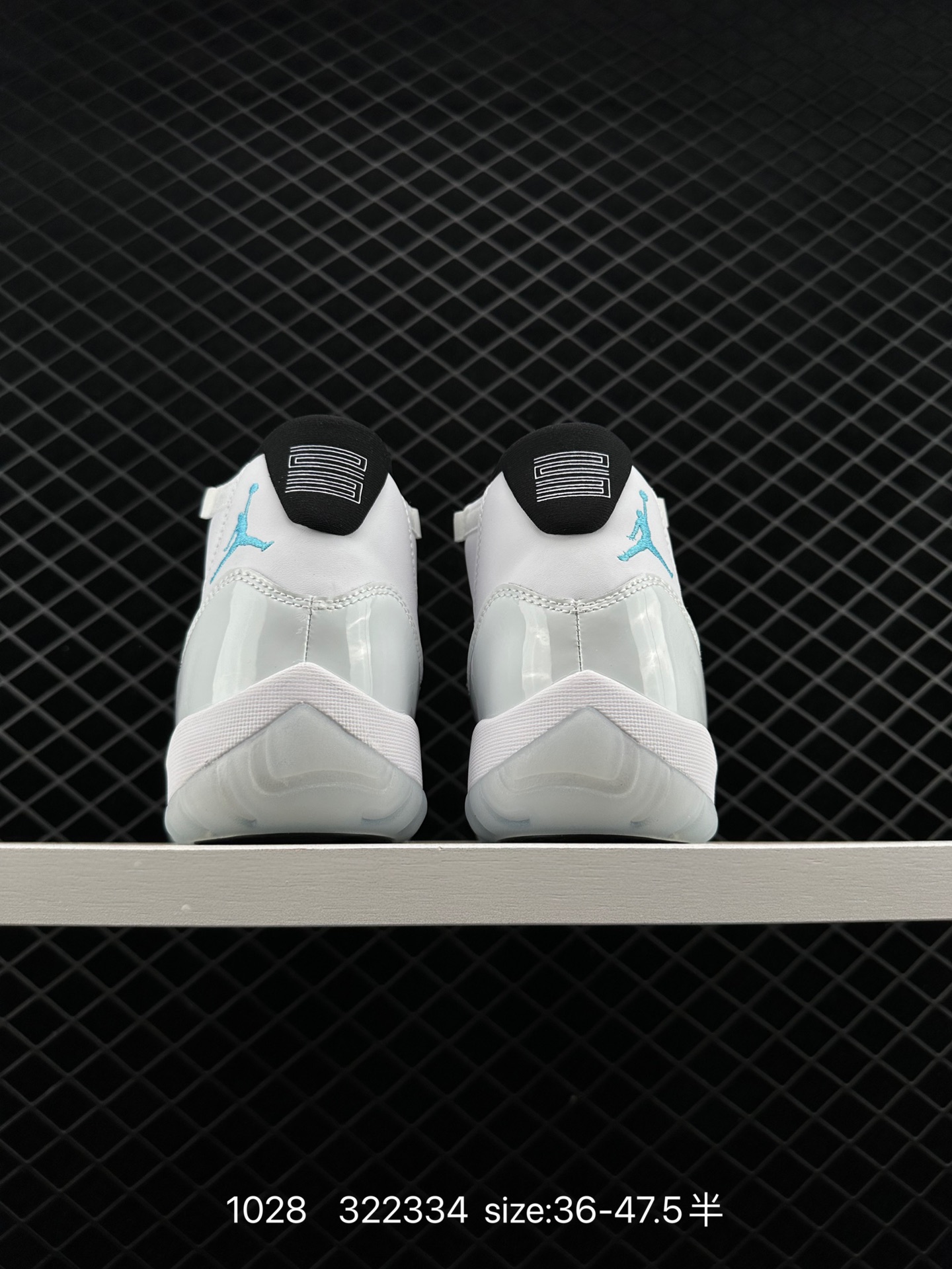 Air Jordan 11 Retro Low 